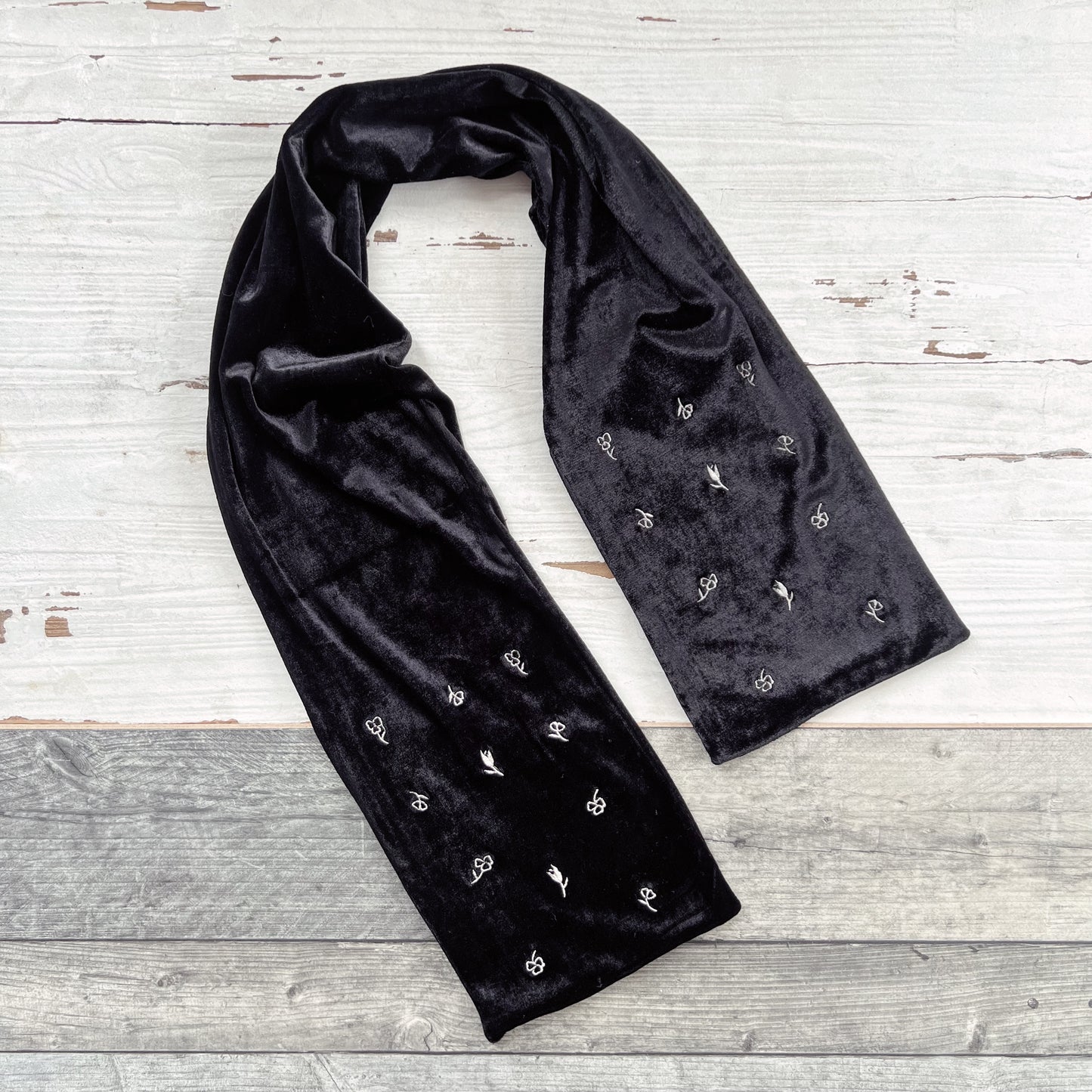 VELVET SCARF