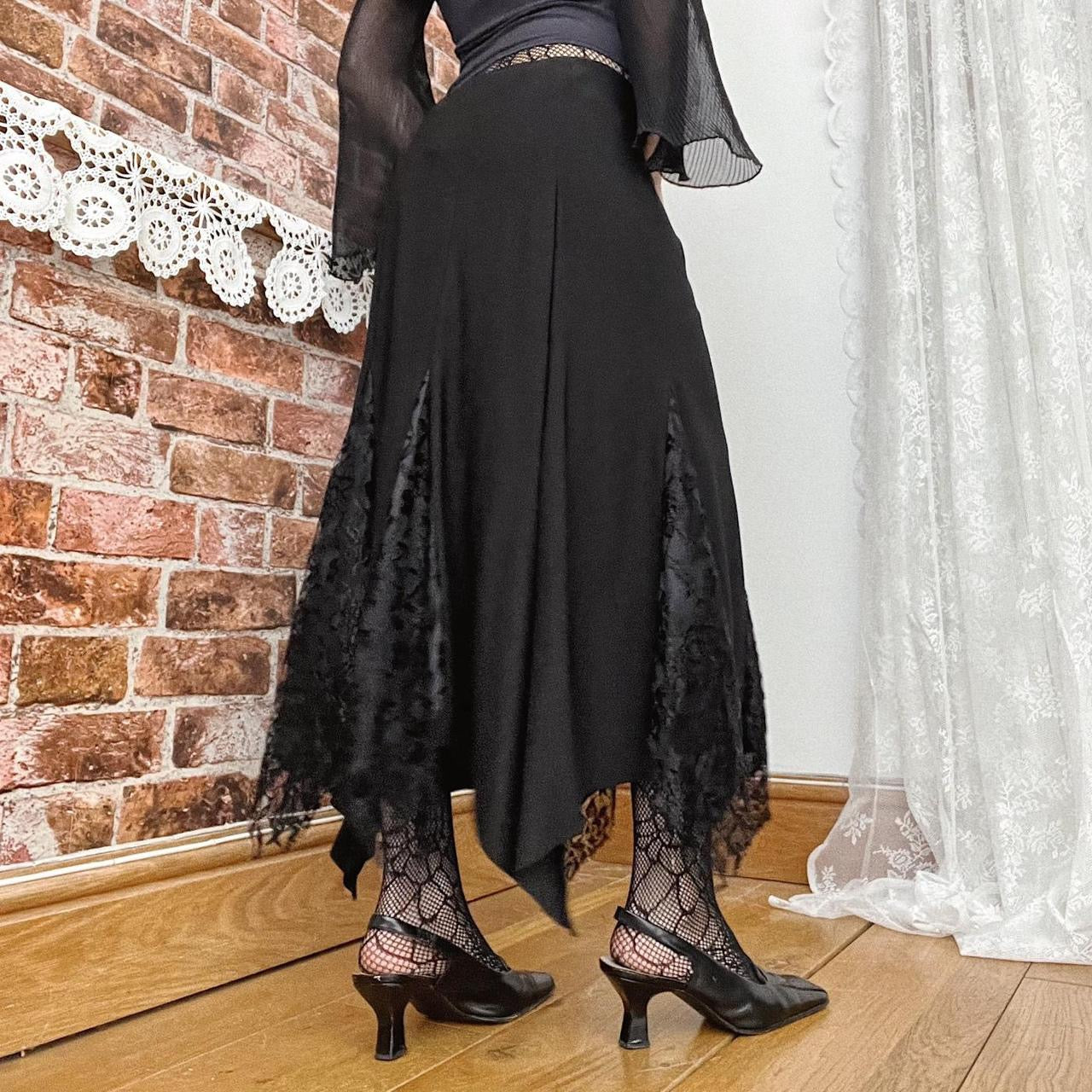 WITCH SKIRT - UK 14