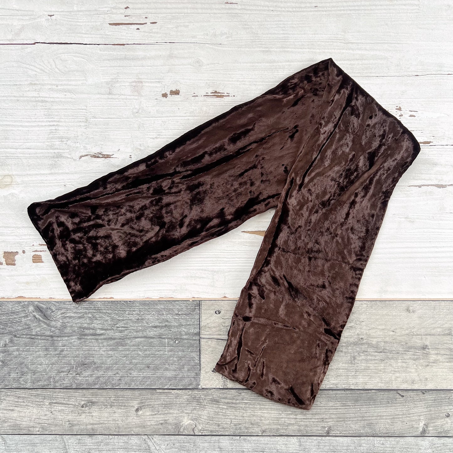 VELVET SCARF