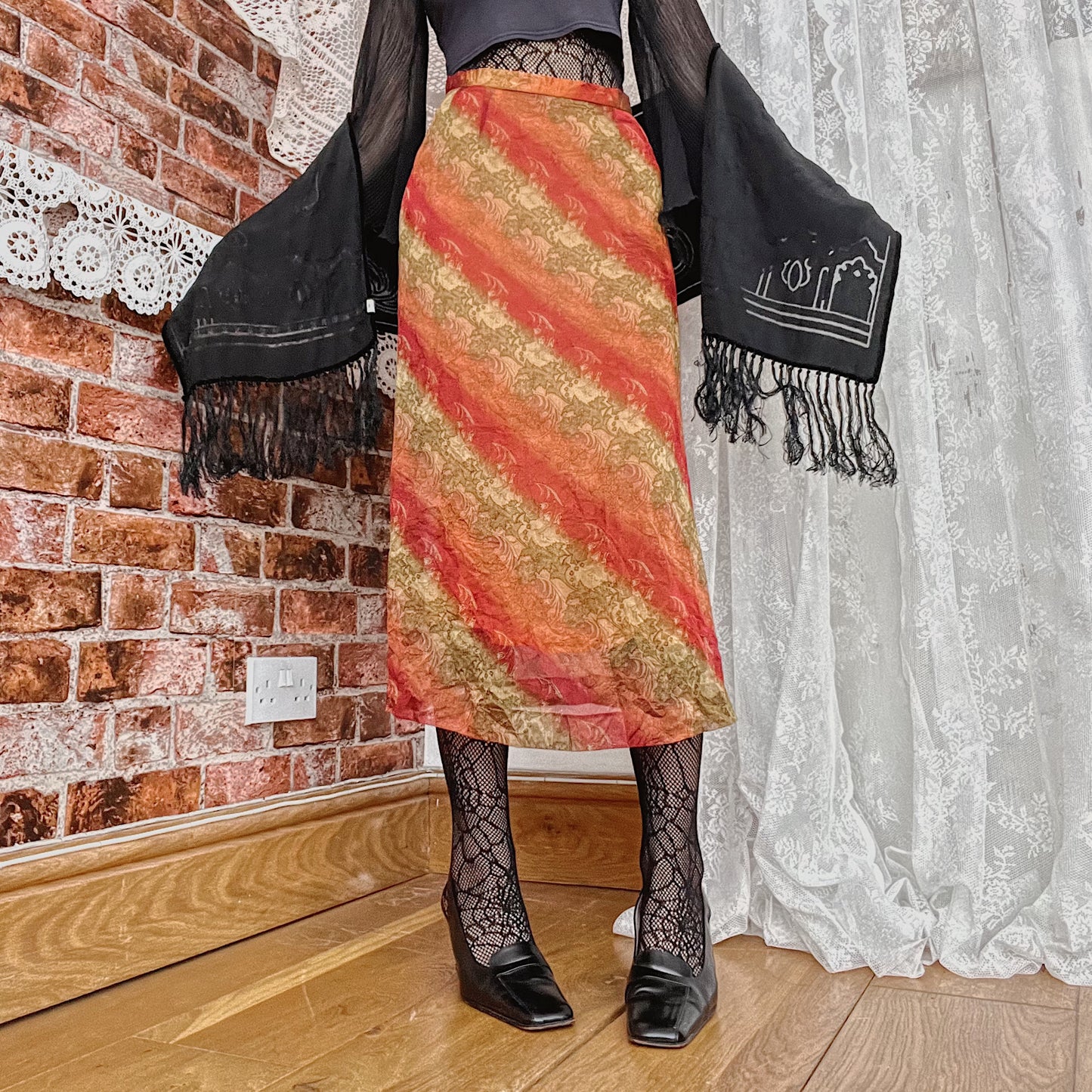 CRINKLE MAXI - UK 6