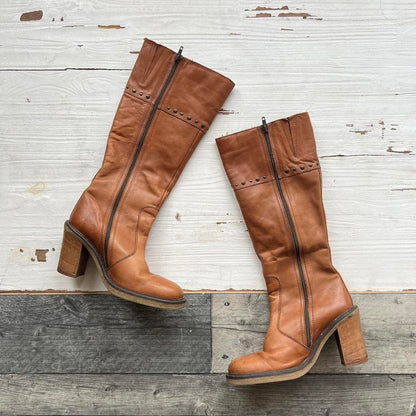 CHUNKY BOOTS - UK 4